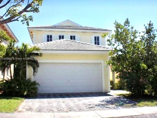 373 Ne 35th Ave Property Photo 1