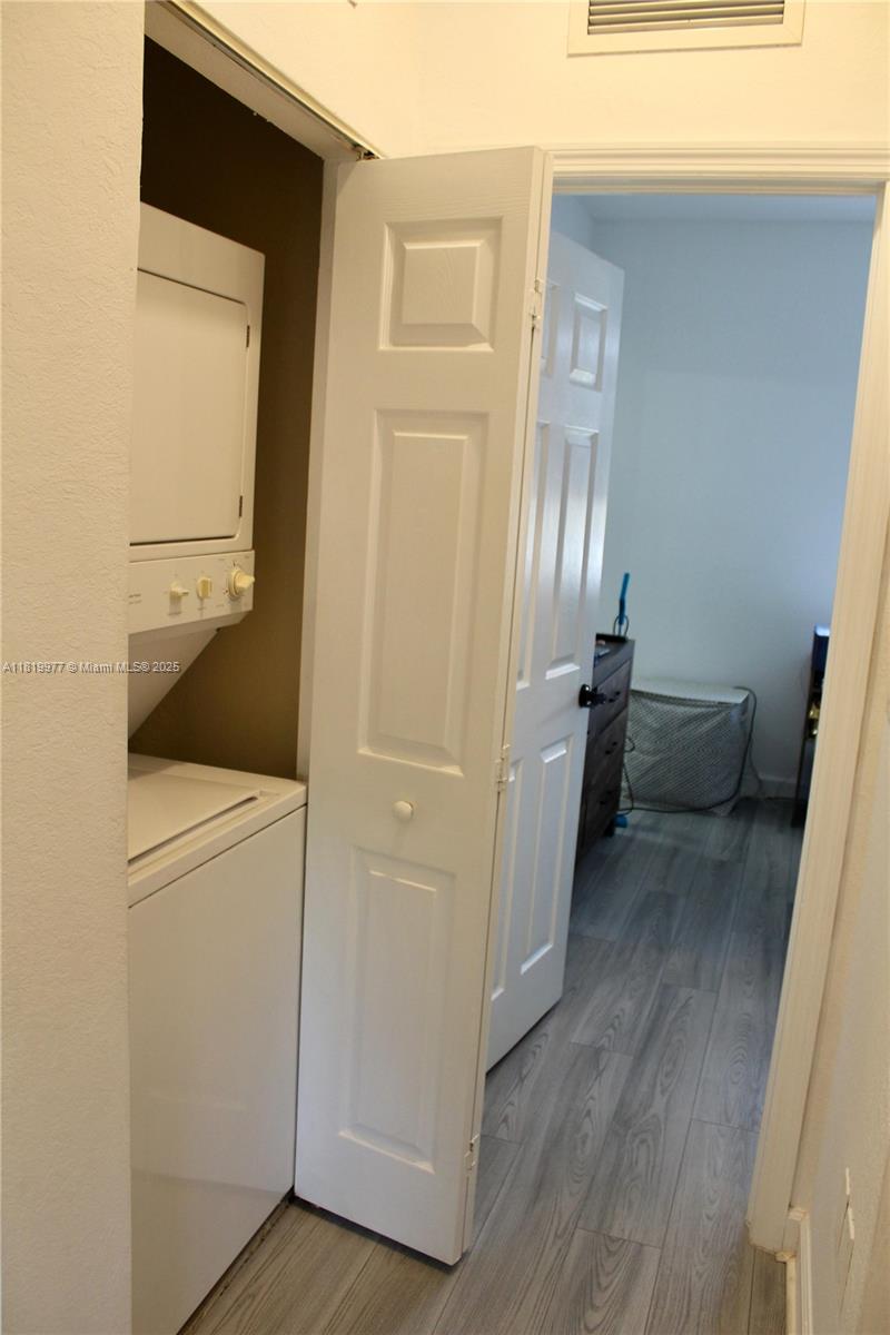 581 Se 32nd Ter Property Photo 46