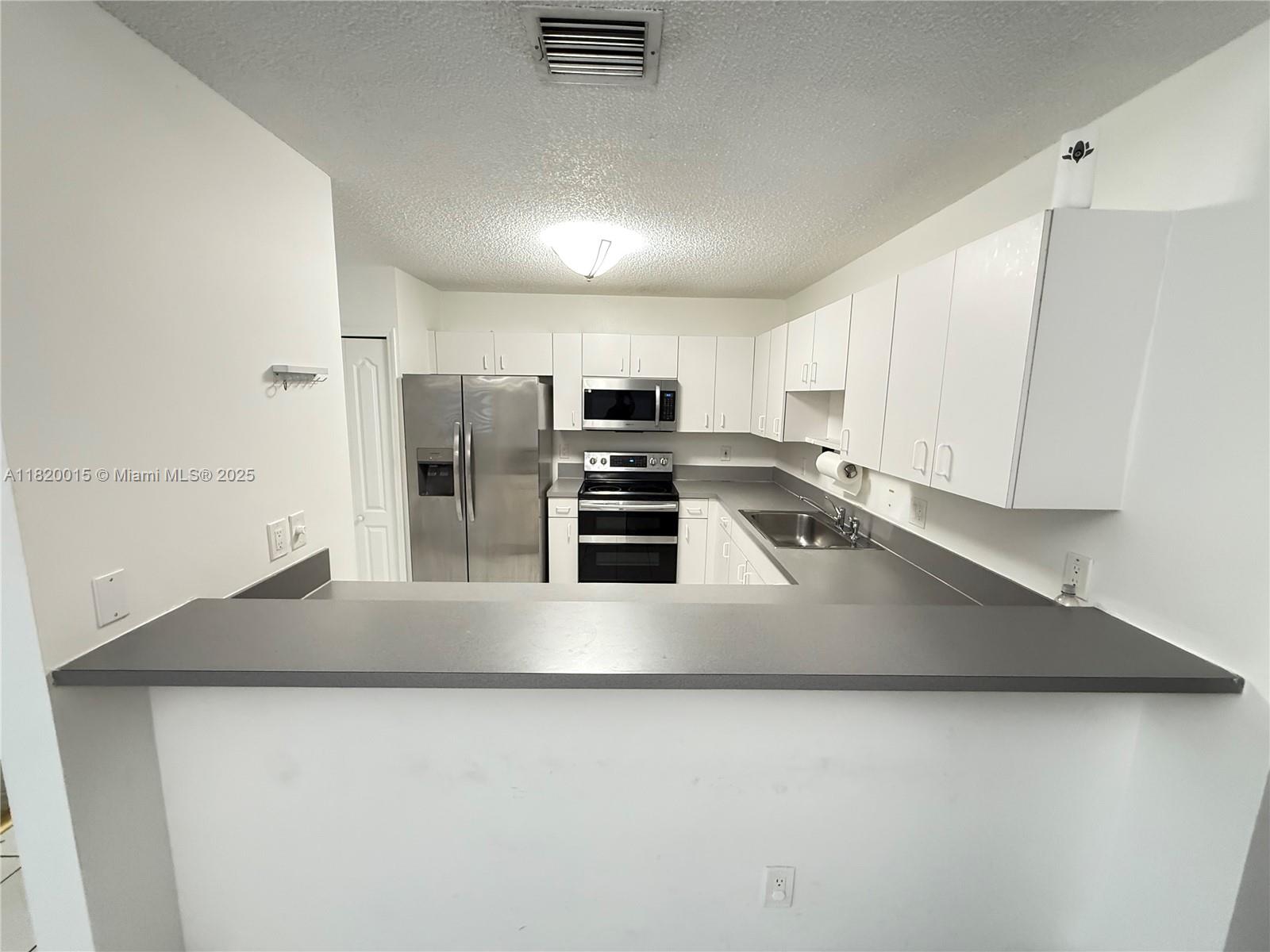 25116 Sw 129th Pl Property Photo 4