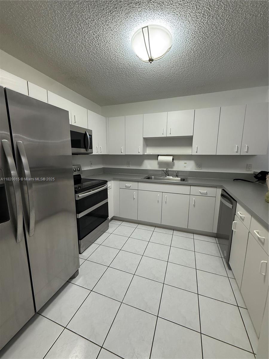 25116 Sw 129th Pl Property Photo 8