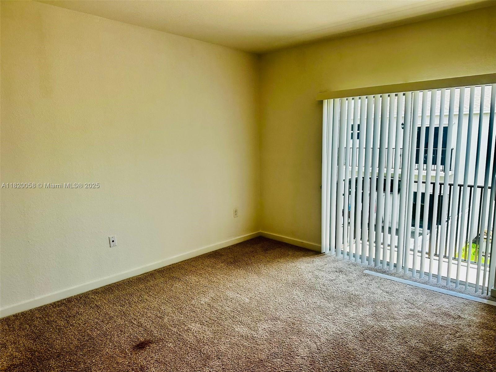 752 Se 17th St Property Photo 15
