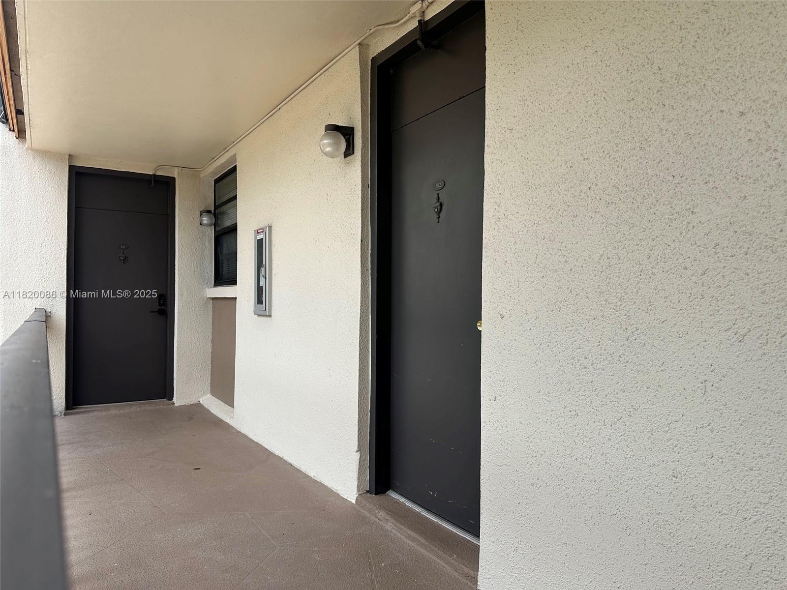 8419 Forest Hills Dr 302 Property Photo 1