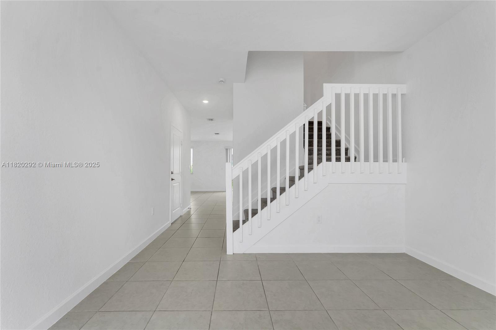 725 Se 14th Ct Property Photo 13
