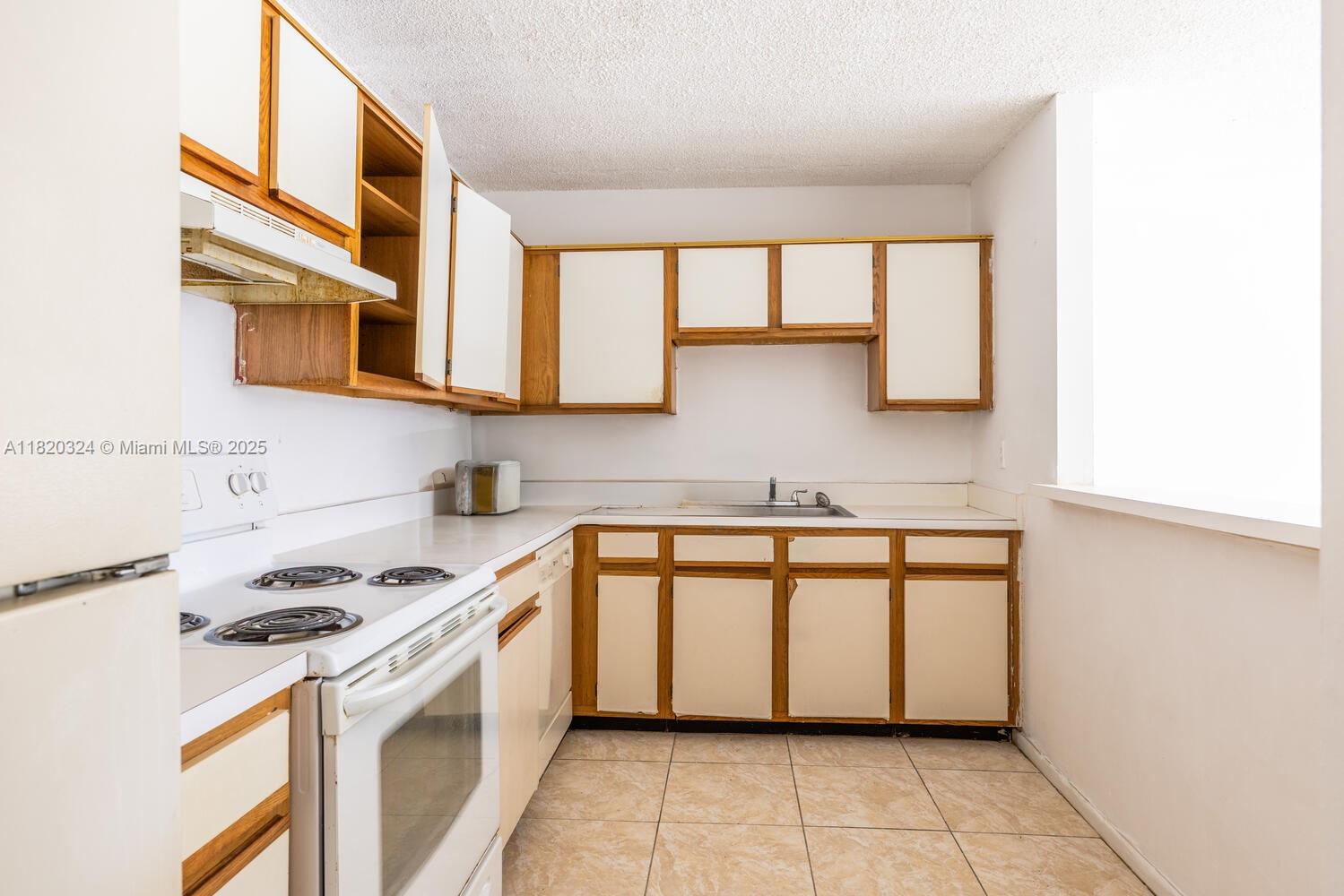 14850 Naranja Lakes Blvd B1b Property Photo 4