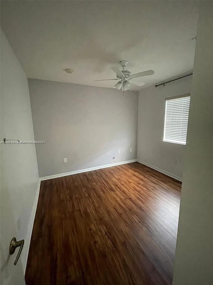 14318 Sw 275th Ln Property Photo 8
