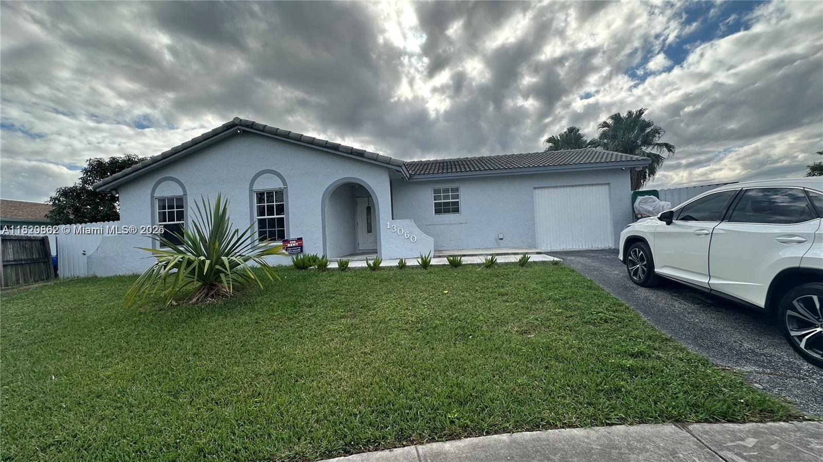 13060 SW 262nd Ter 13060 Property Photo 1