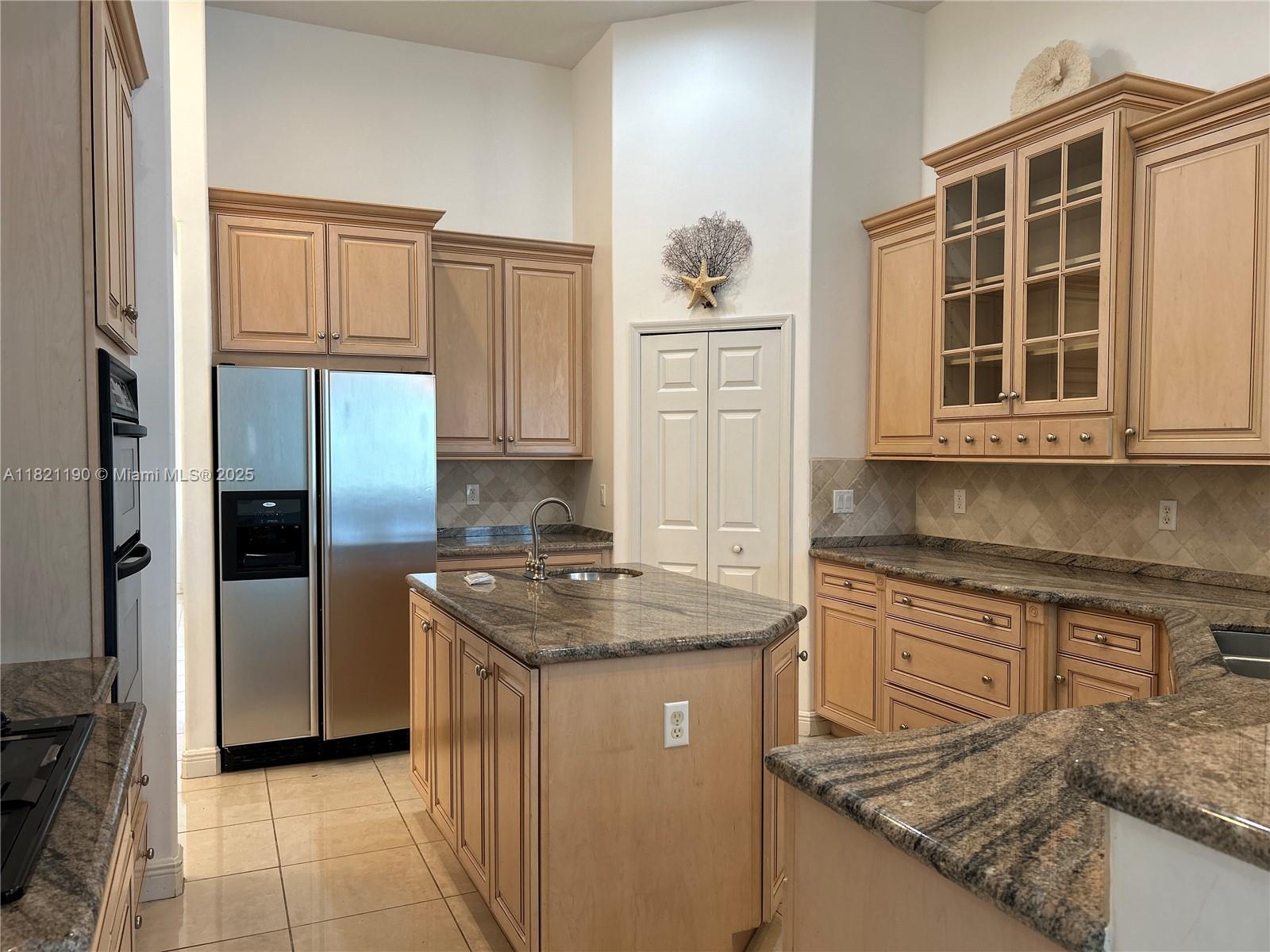2640 Fairways Dr Property Photo 10
