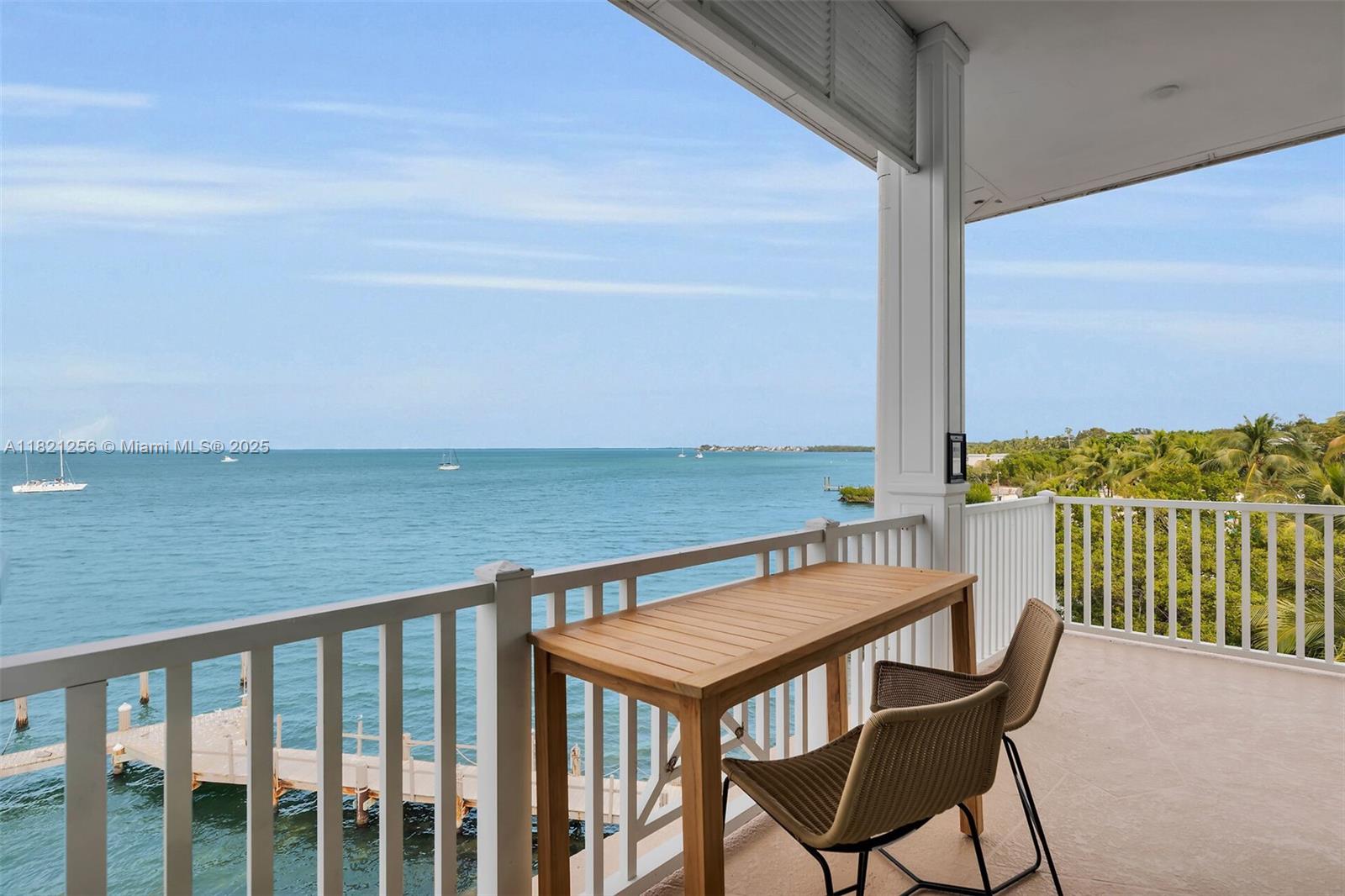 104000 Overseas Hwy 2-5 Property Photo 8