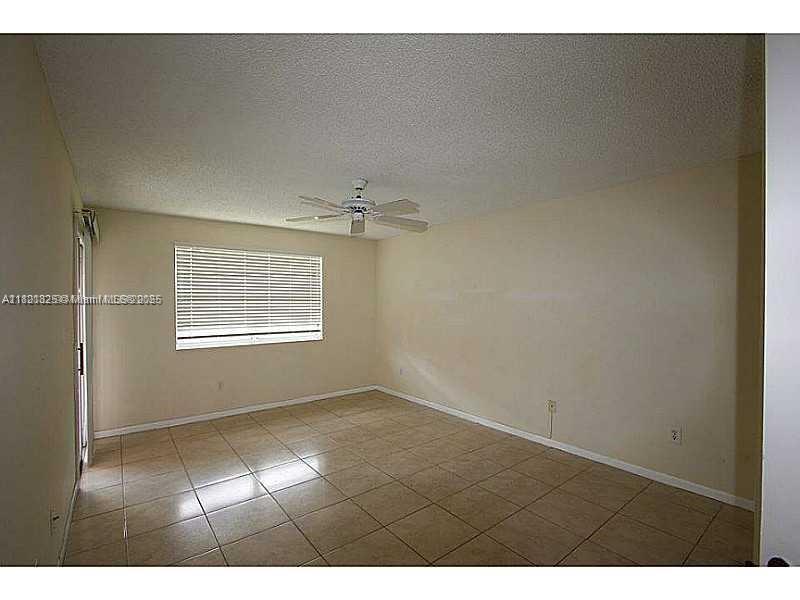 2508 Se 20th Pl 204-a Property Photo 11