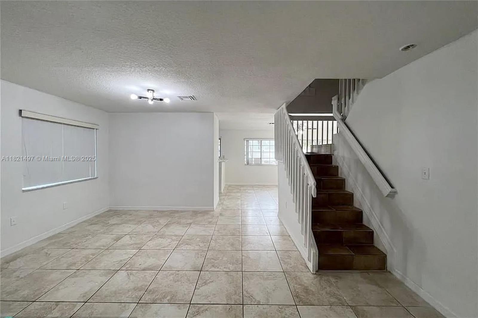 13990 Sw 260th St Property Photo 10