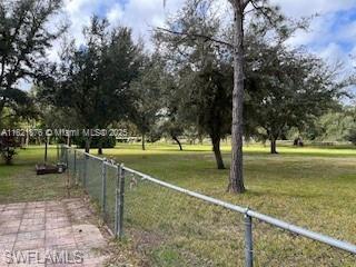 A11821876 Property Photo 3