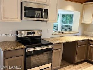 A11821876 Property Photo 18