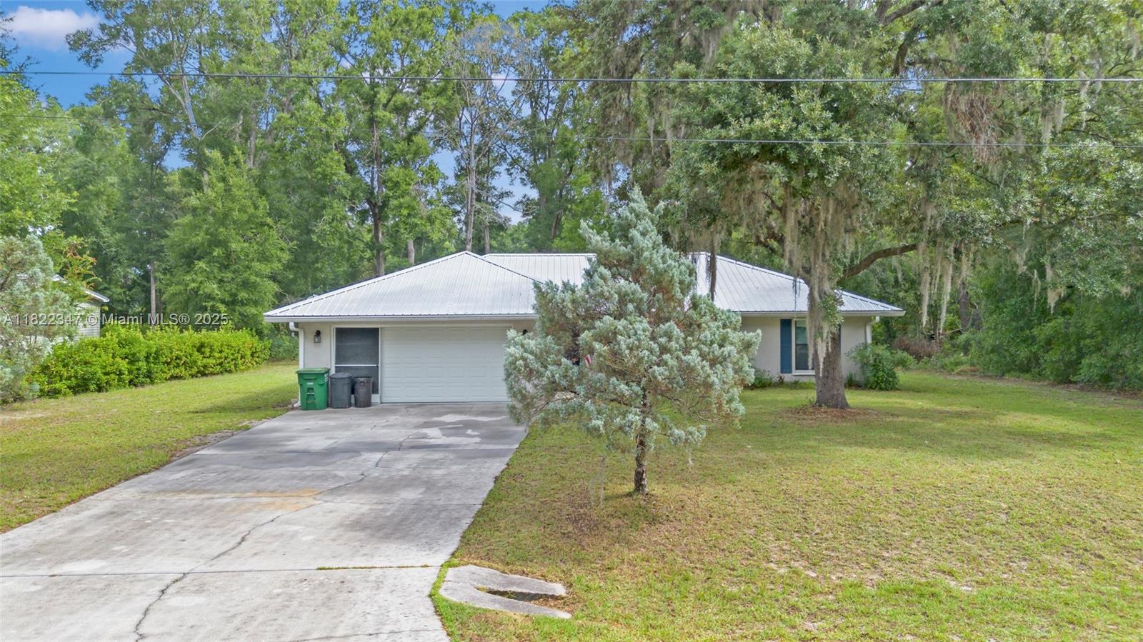 8311 Nw 174th Place Property Photo 1