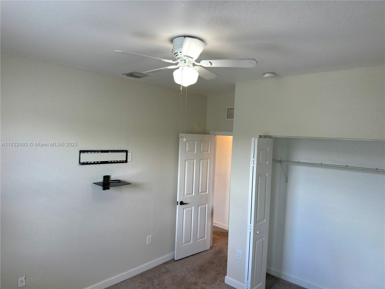 343 Ne 36th Terrace Property Photo 19