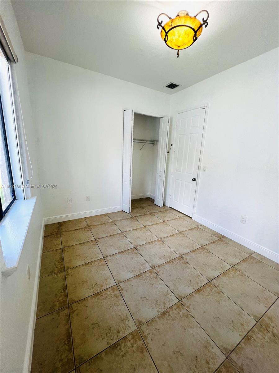 550 Nw 20th St Na Property Photo 15