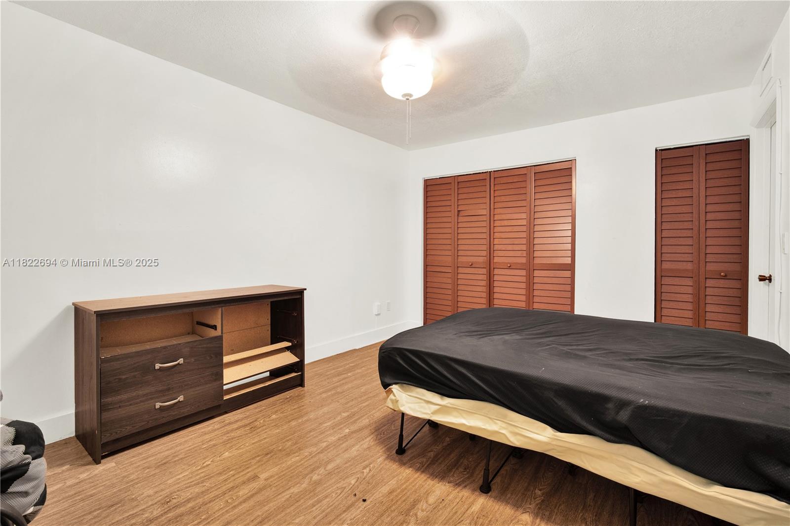 1150 N Liberty Ave 1150g Property Photo 10