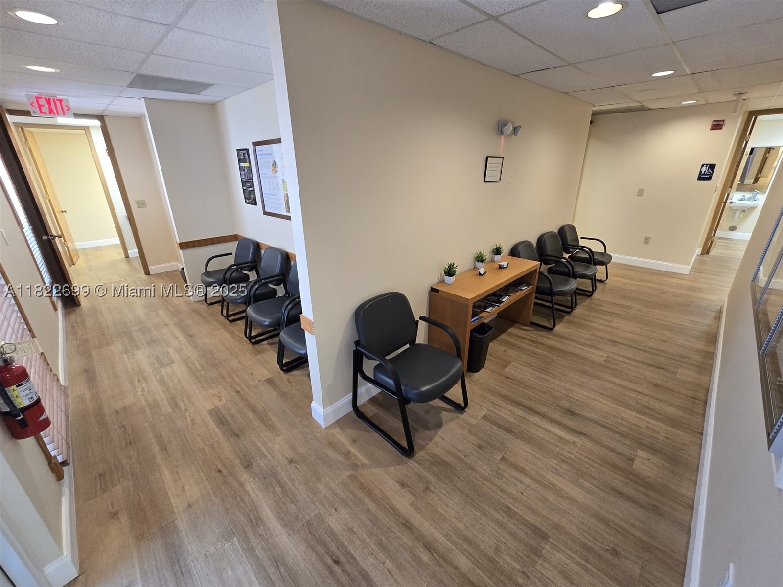 7777 N University Dr 101 Property Photo 19