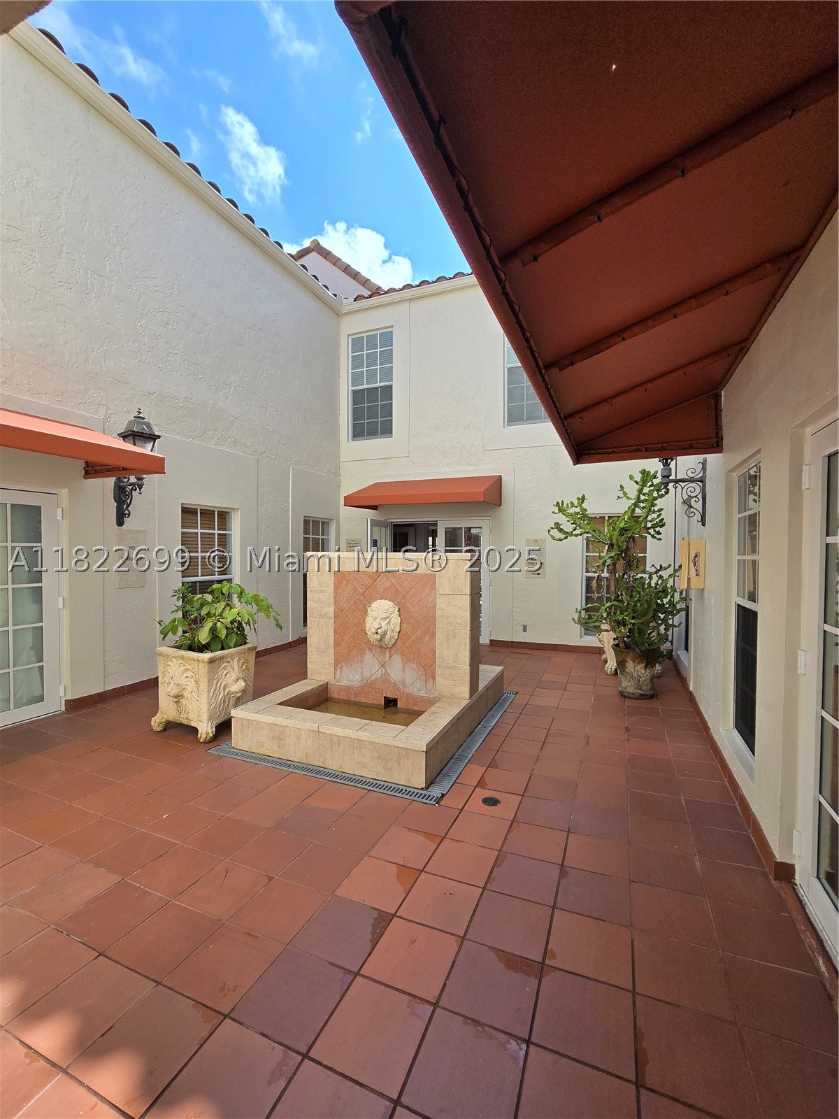 7777 N University Dr 101 Property Photo 39