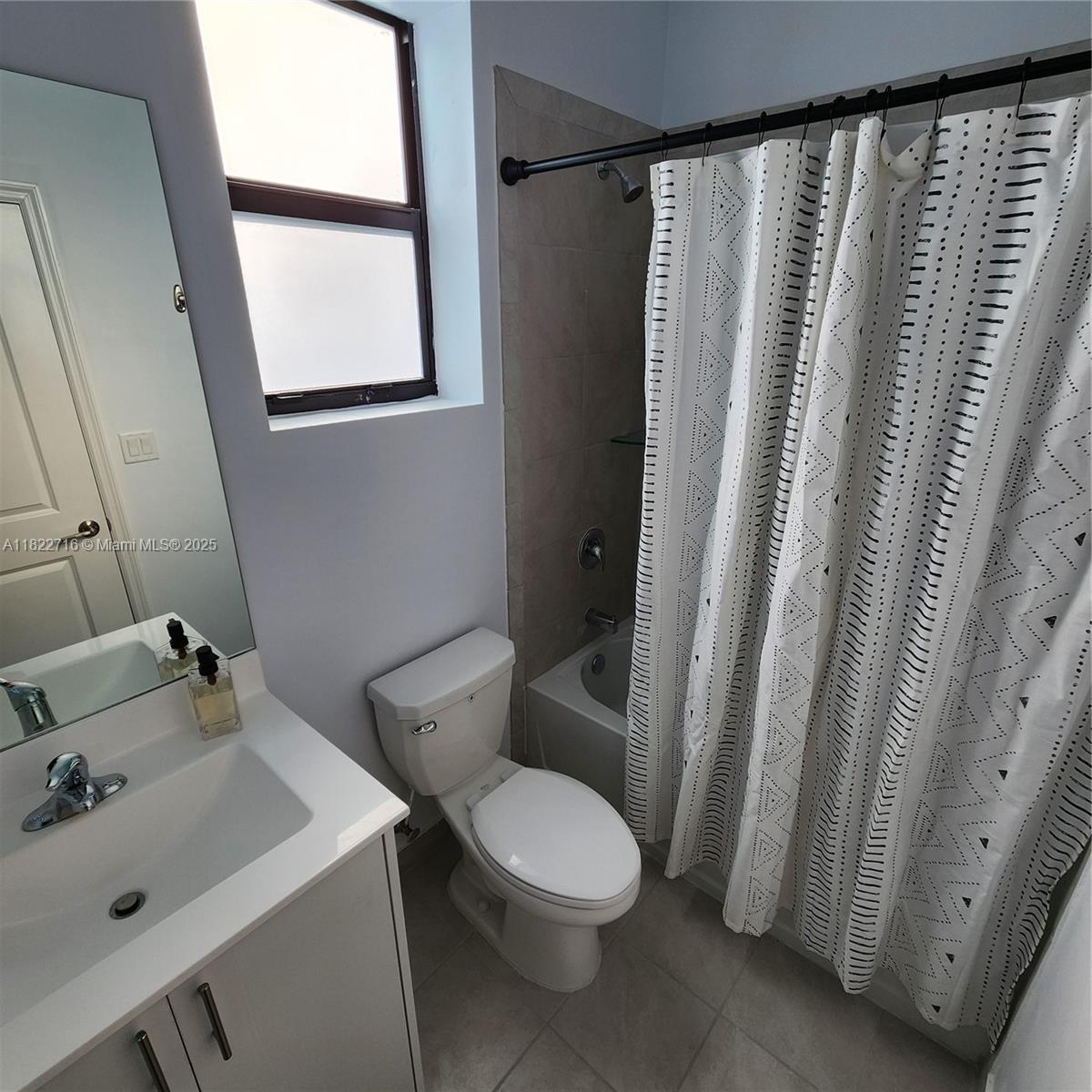 12933 Sw 232nd Ln Property Photo 10