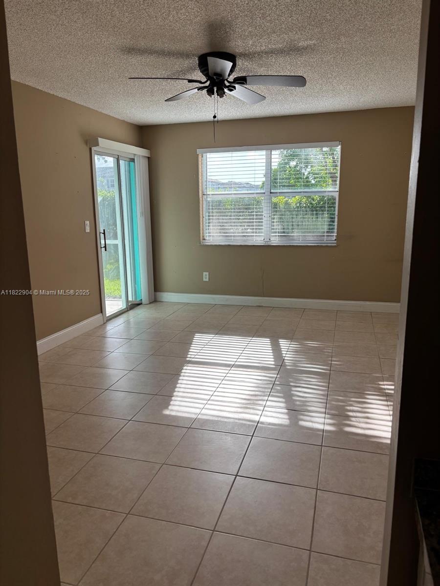 2633 Se 20th Ct 103-c Property Photo 3