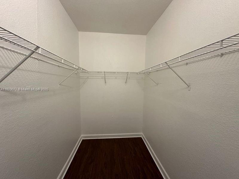 1661 Se 29th Ct 206 Property Photo 15