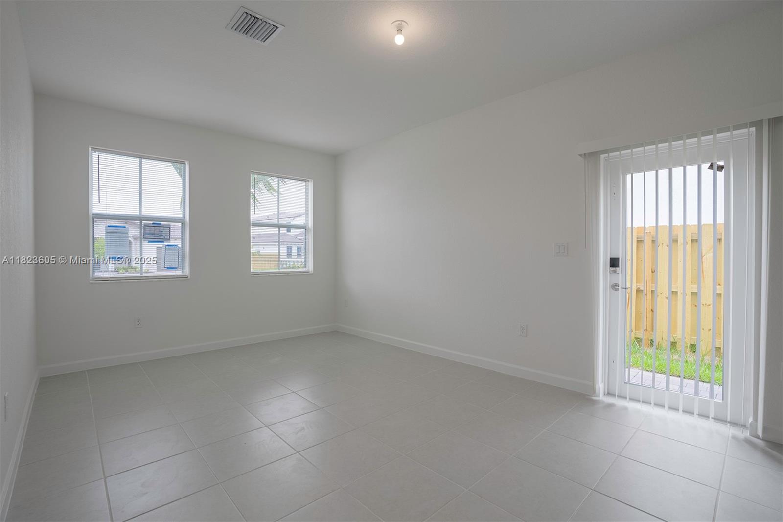 2351 Se 27th Dr 2351 Property Photo 100
