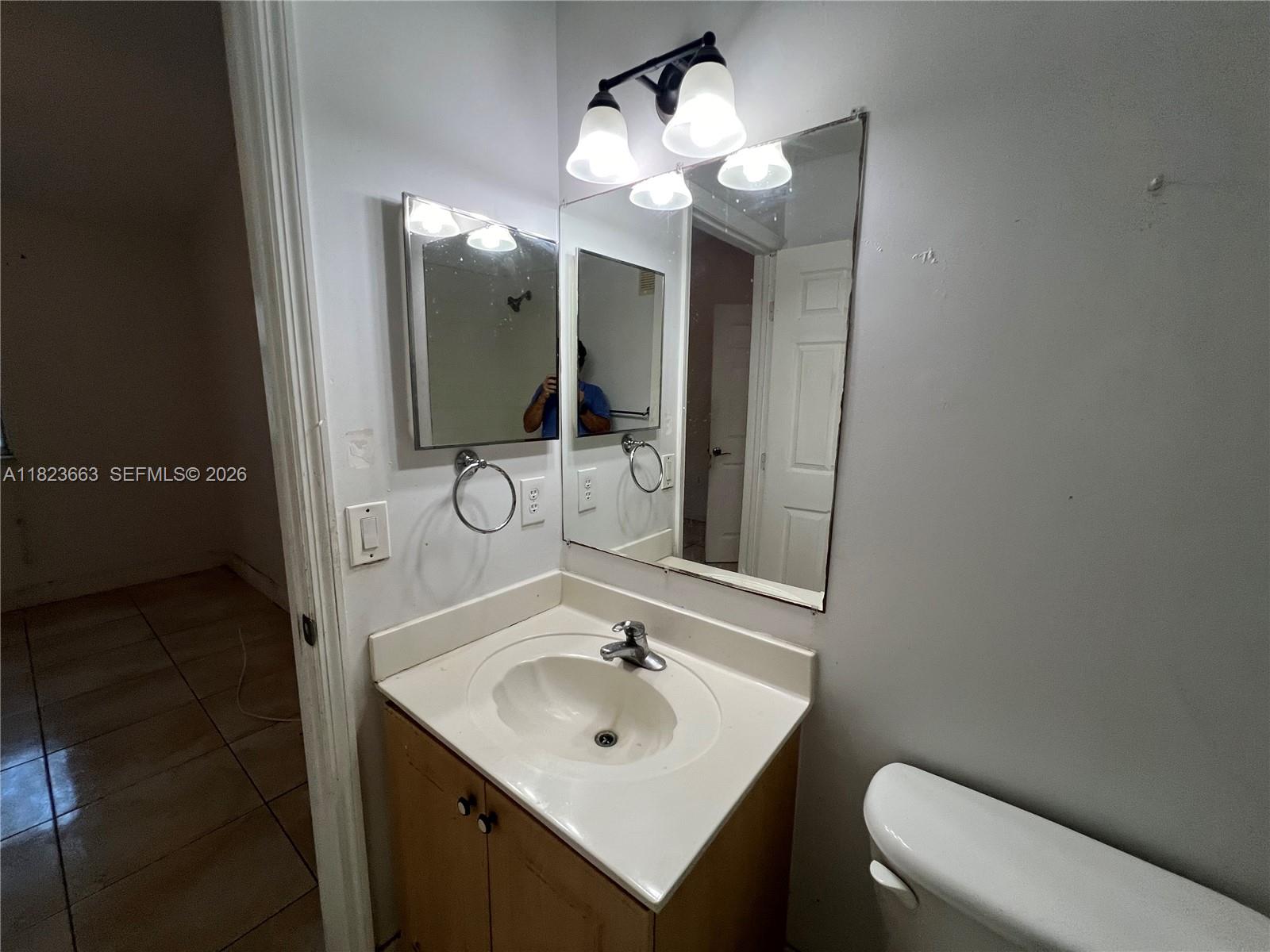 1250 Se 28th Ct 203 Property Photo 11