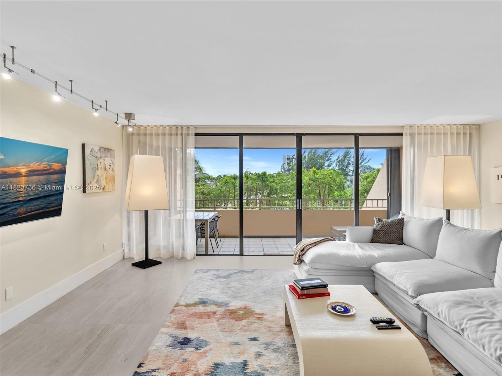 11113 Biscayne Blvd 253 Property Photo 1