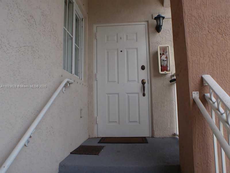 1250 Se 26th St 205 Property Photo 5