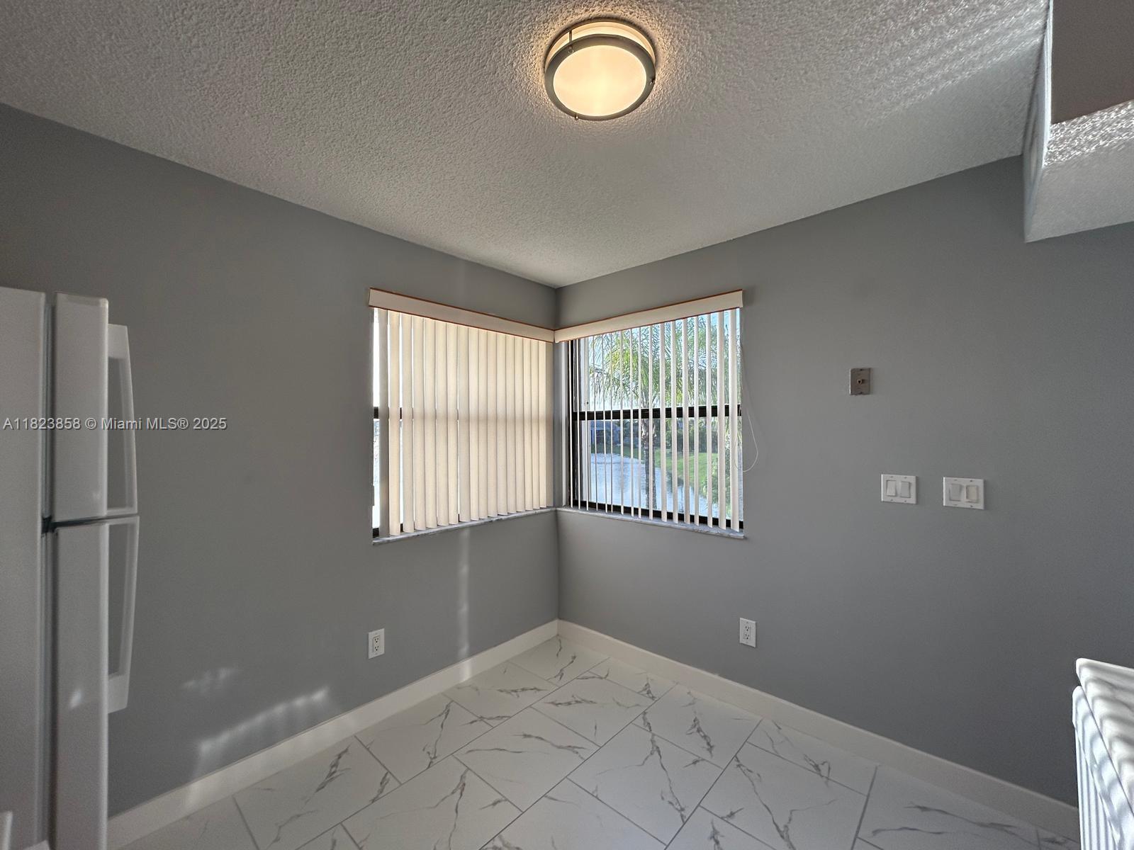 1300 S Franklin Ave 1300d Property Photo 6