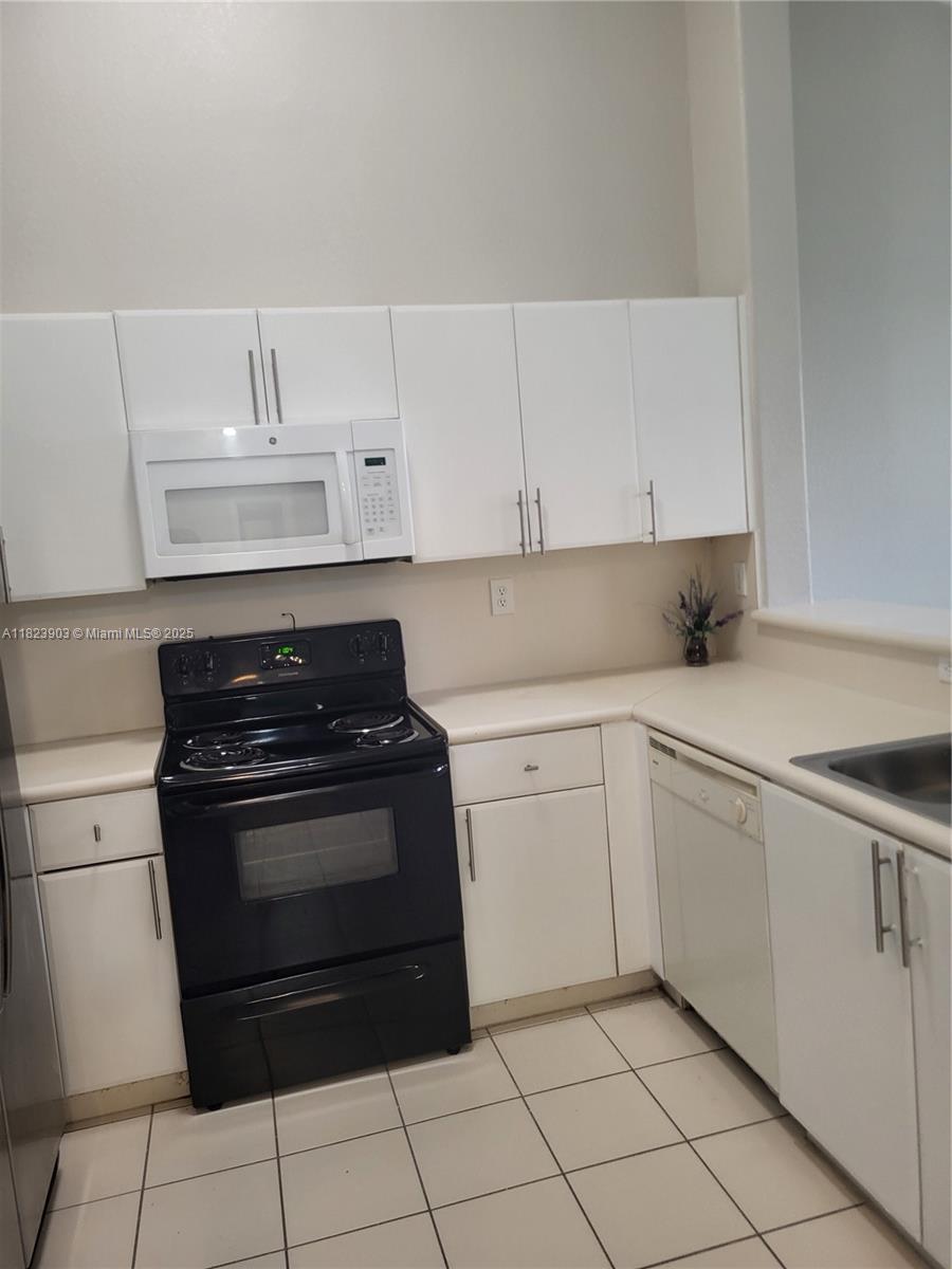 1662 Se 27th Dr 202 Property Photo 4