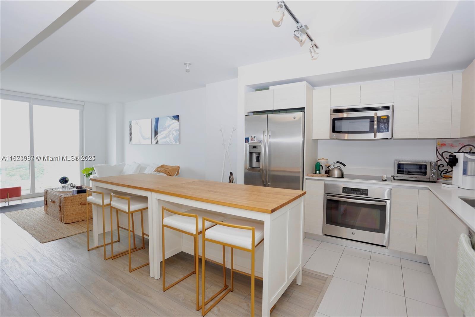 4250 Biscayne Blvd 1512 Property Photo 1