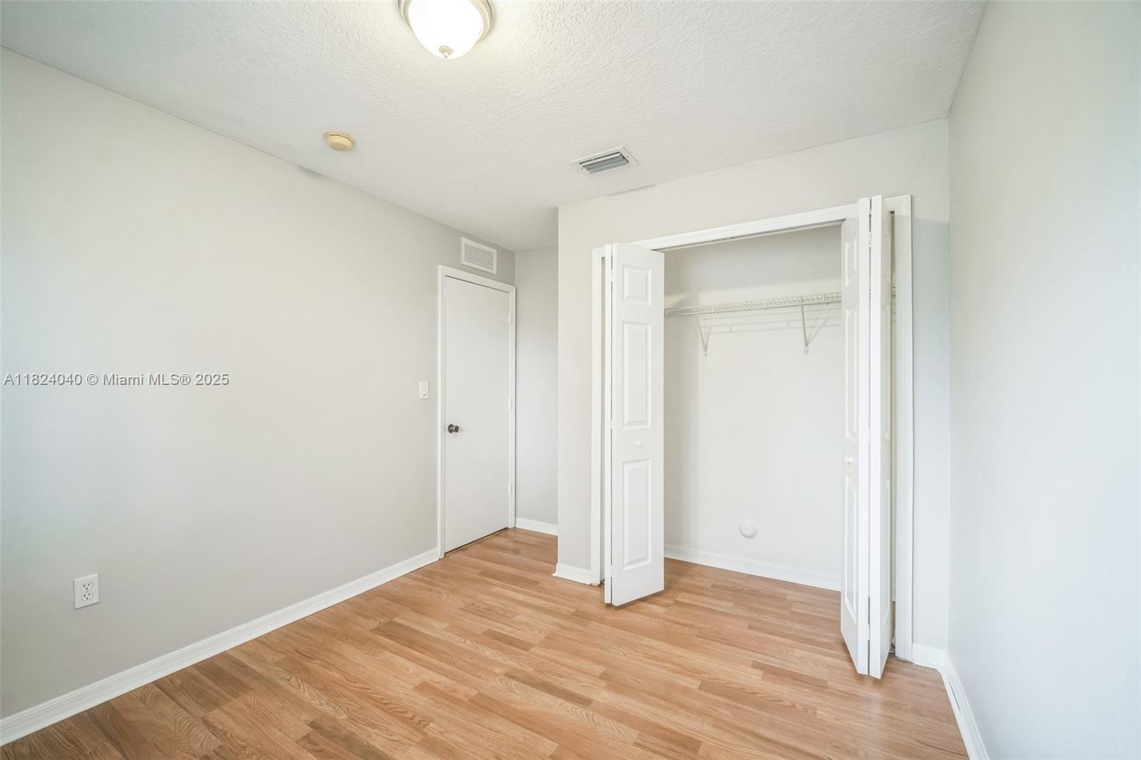 2903 Se 15th Ter Property Photo 11