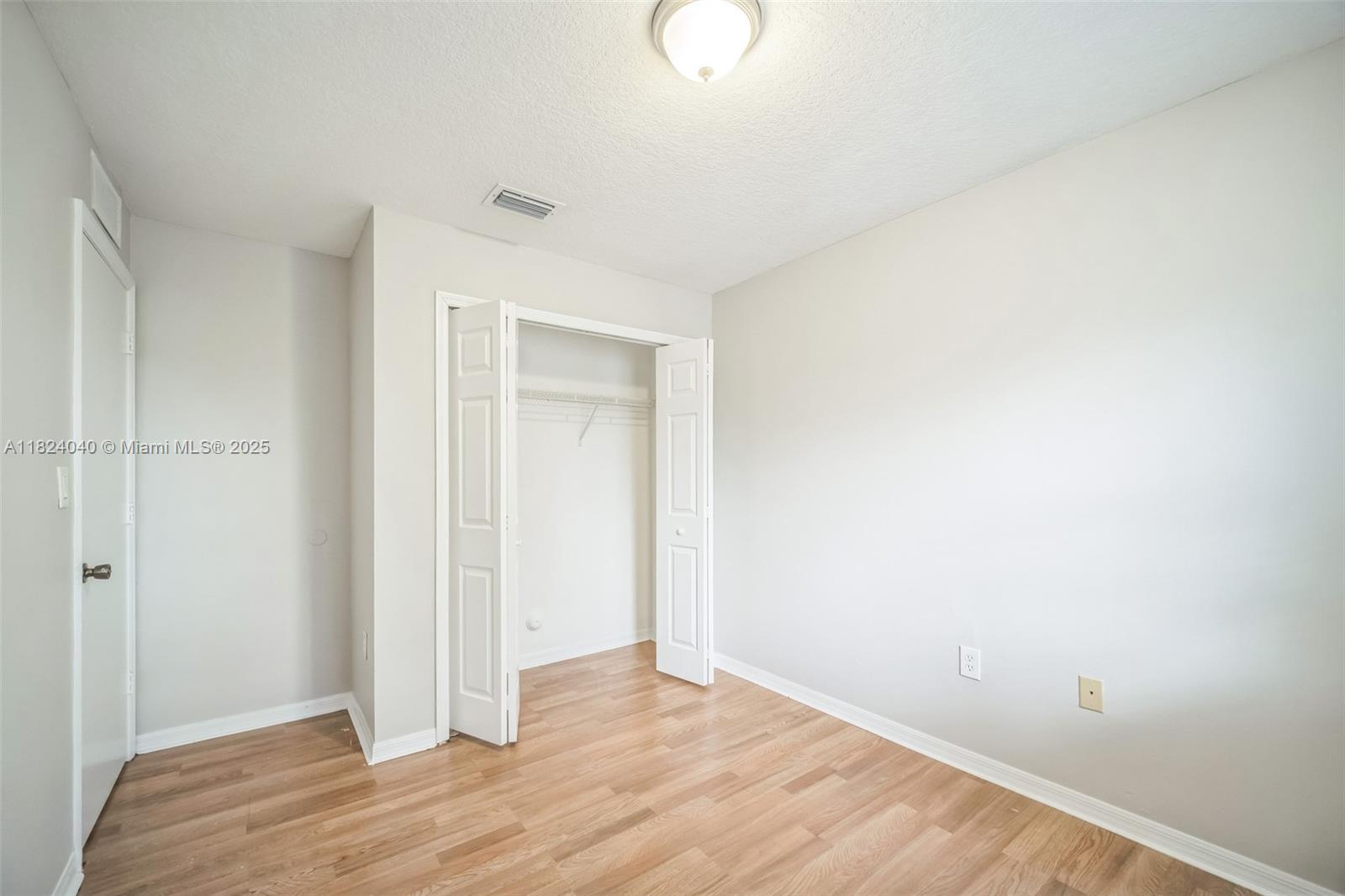 2903 Se 15th Ter Property Photo 12
