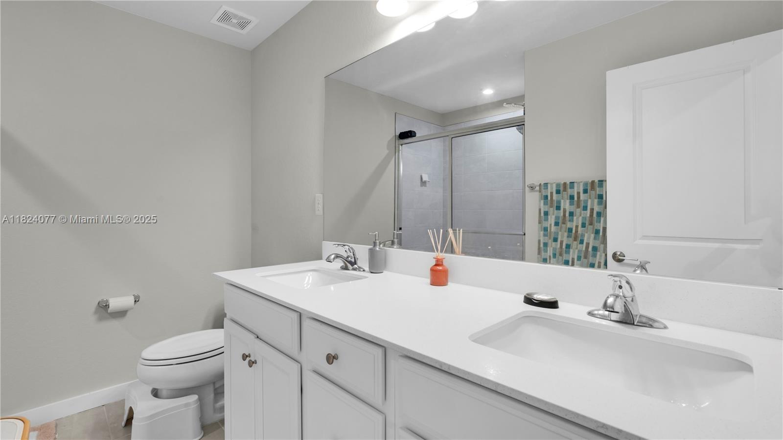 1025 Nw 4th Ter Property Photo 14