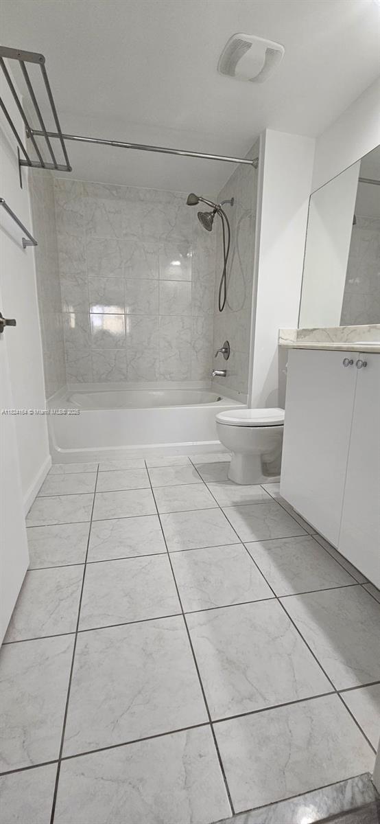 2775 Ne 187th St 424 Property Photo 15