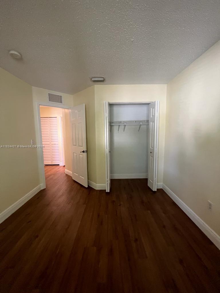 2227 Se 23rd Ter 2227 Property Photo 32