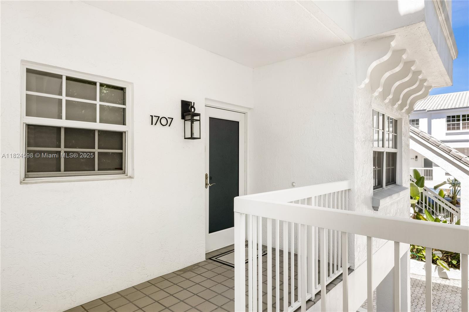 1707 E Las Olas Blvd 4 Property Photo 4