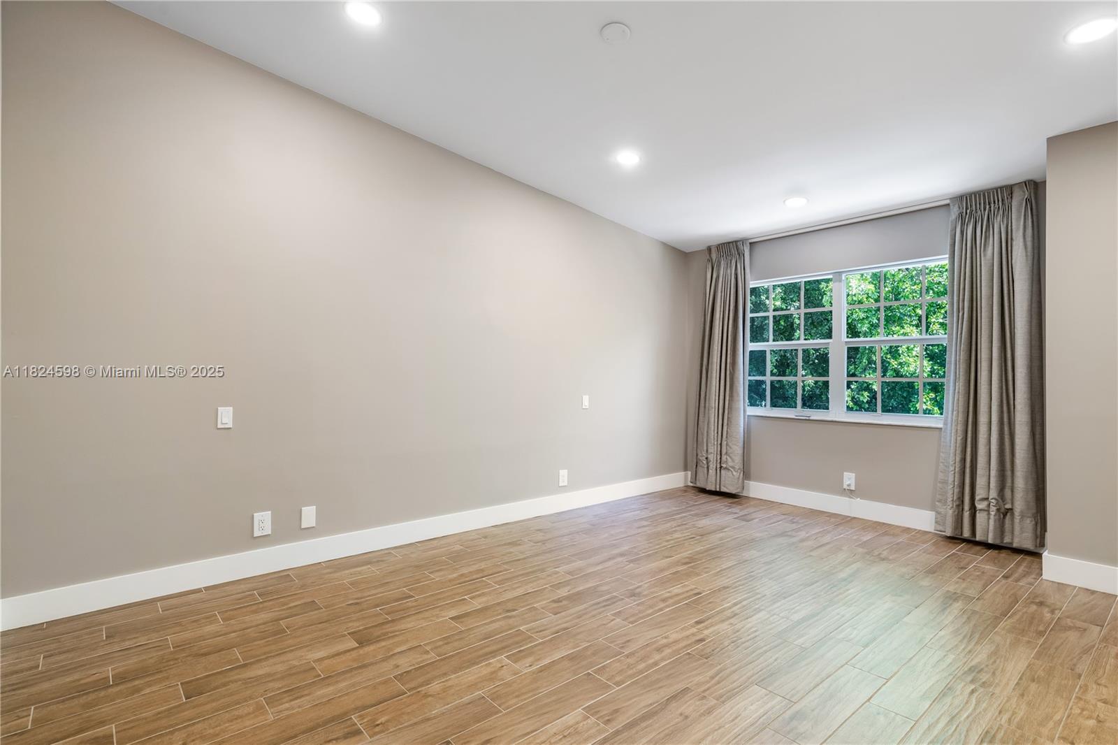 1707 E Las Olas Blvd 4 Property Photo 21