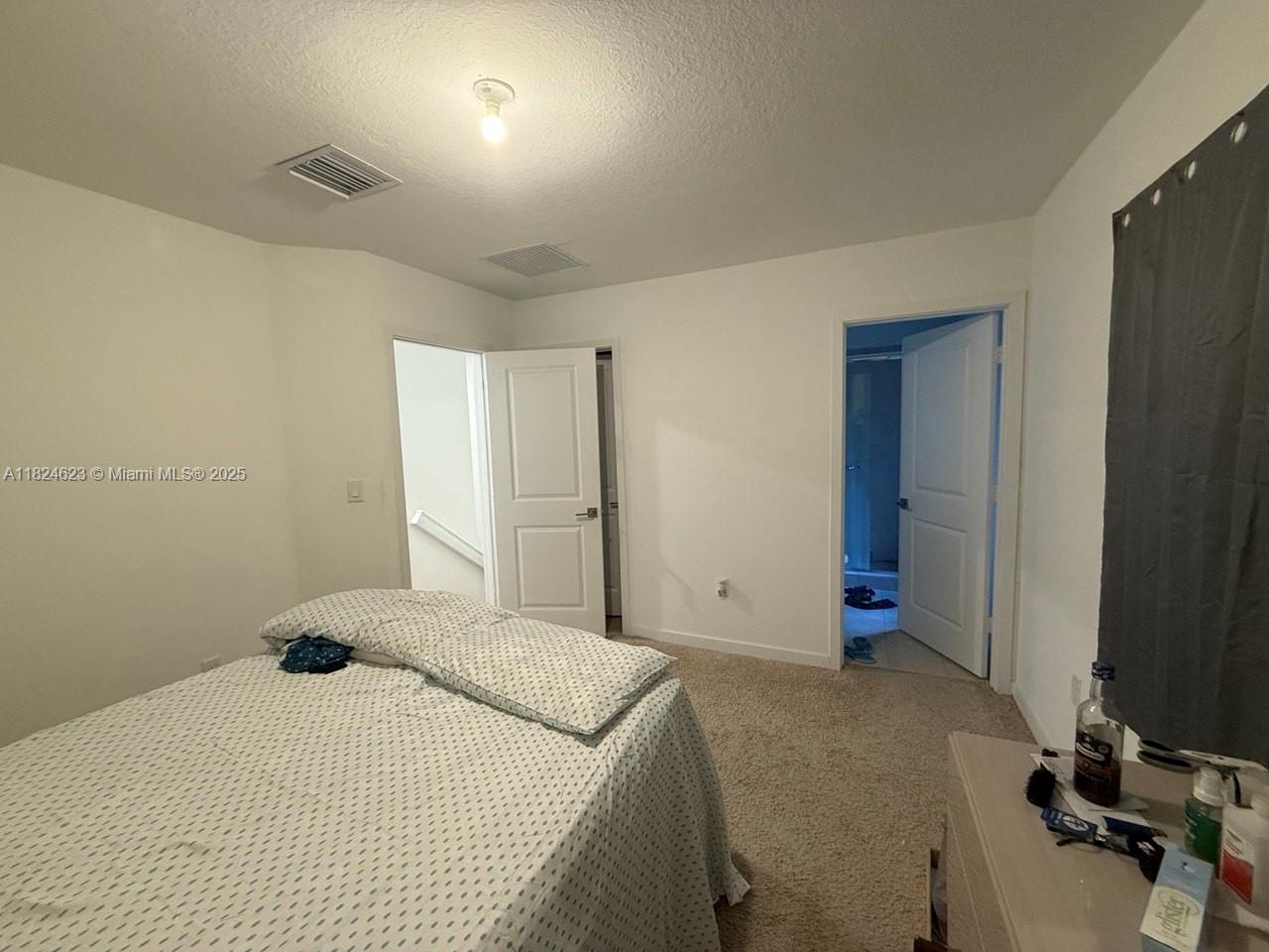 2317 Se 10th St 2317 Property Photo 14