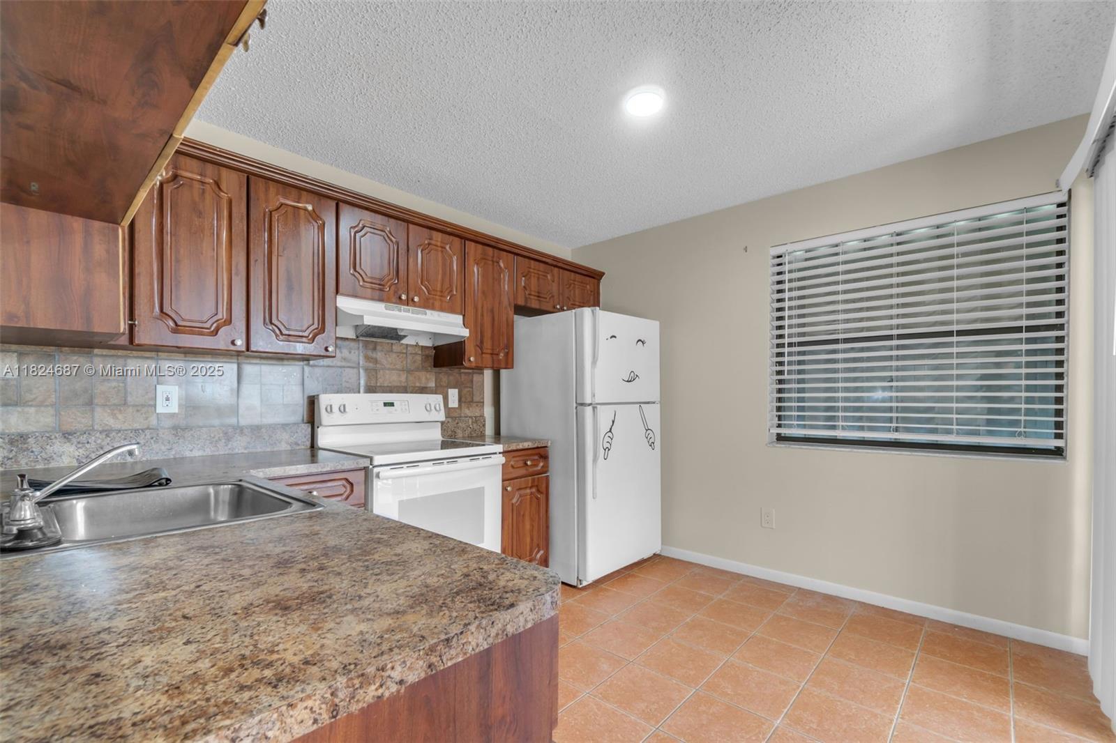840 Independence Dr 840a Property Photo 13