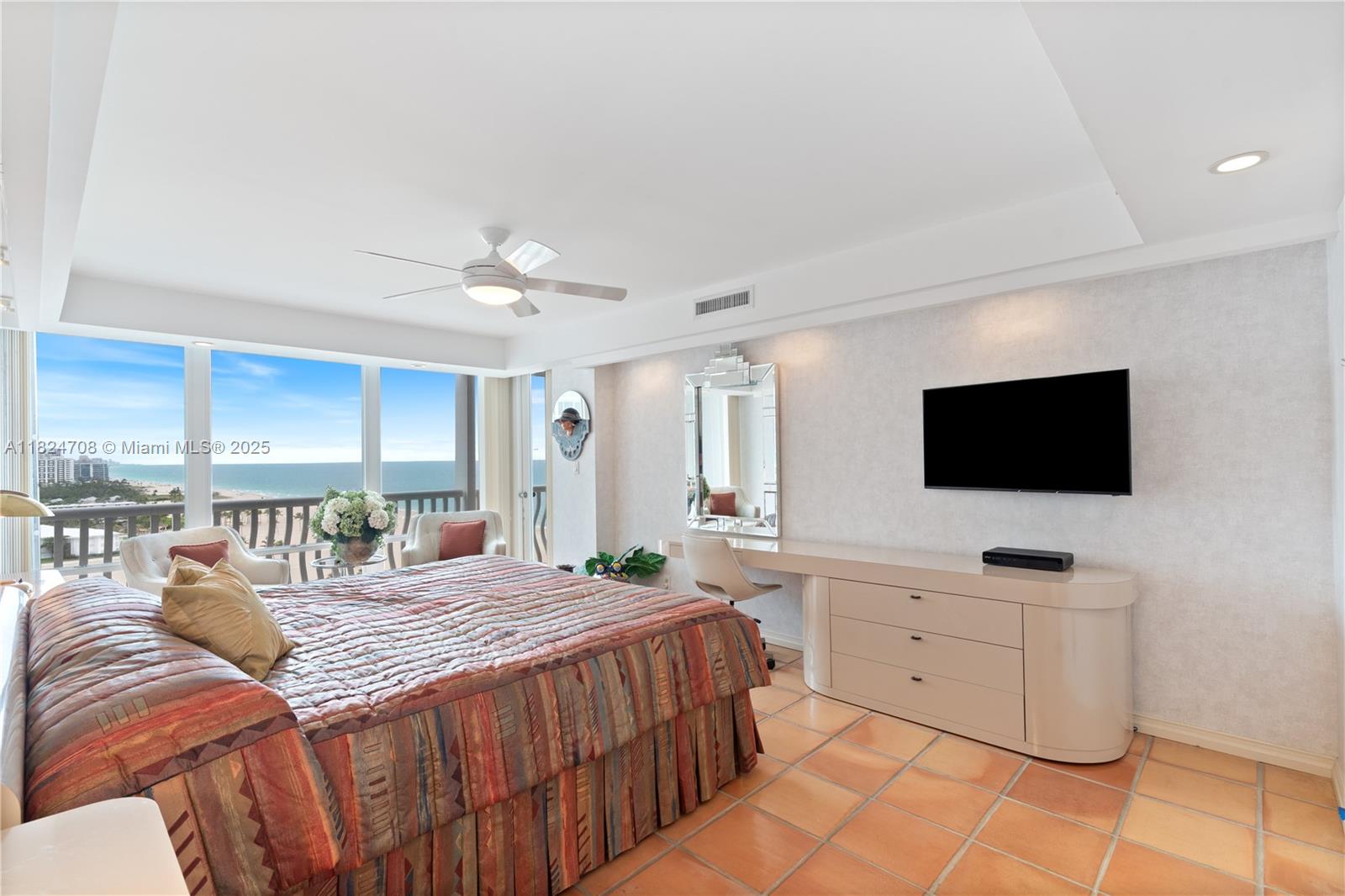2200 S Ocean Ln 1501-1503 Property Photo 61