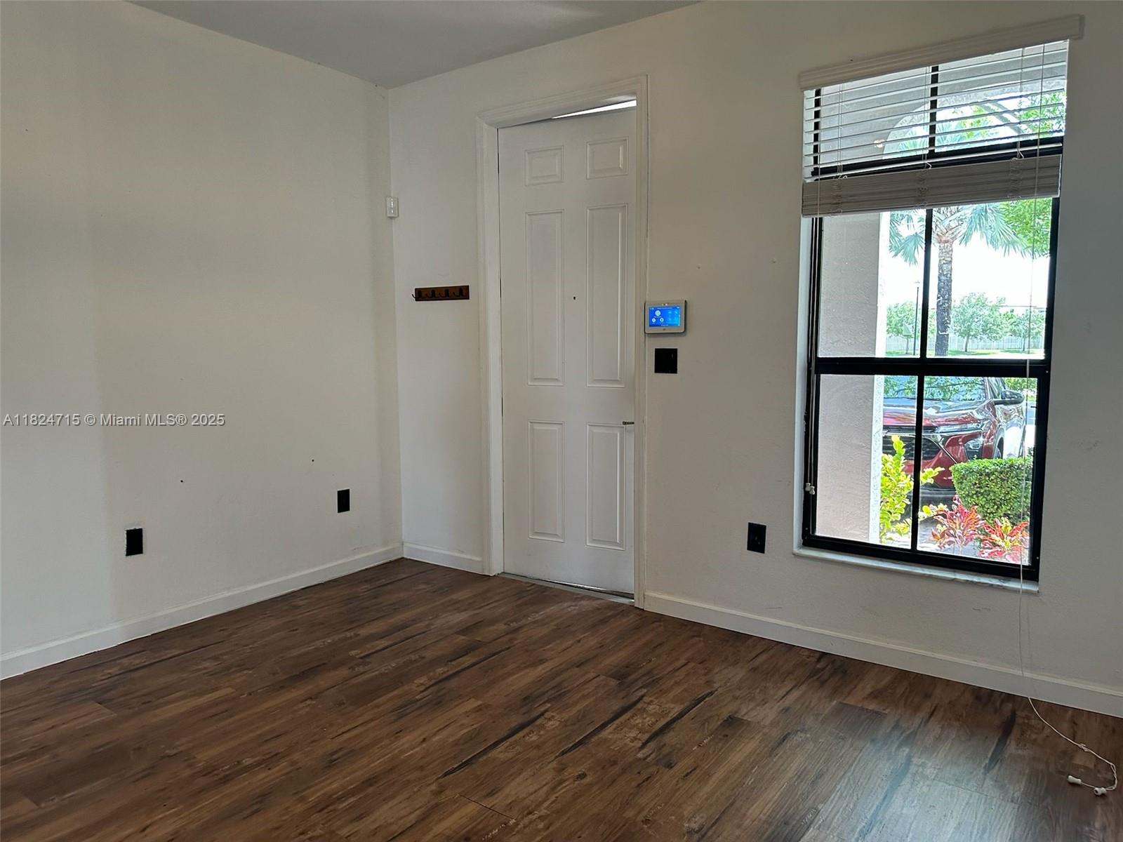 23983 Sw 118th Ave Property Photo 6