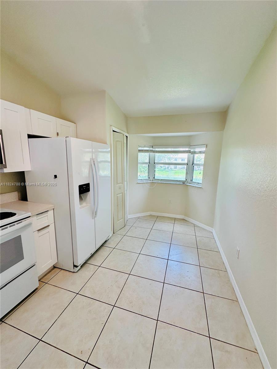 1251 Se 28th Ct 203 Property Photo 8