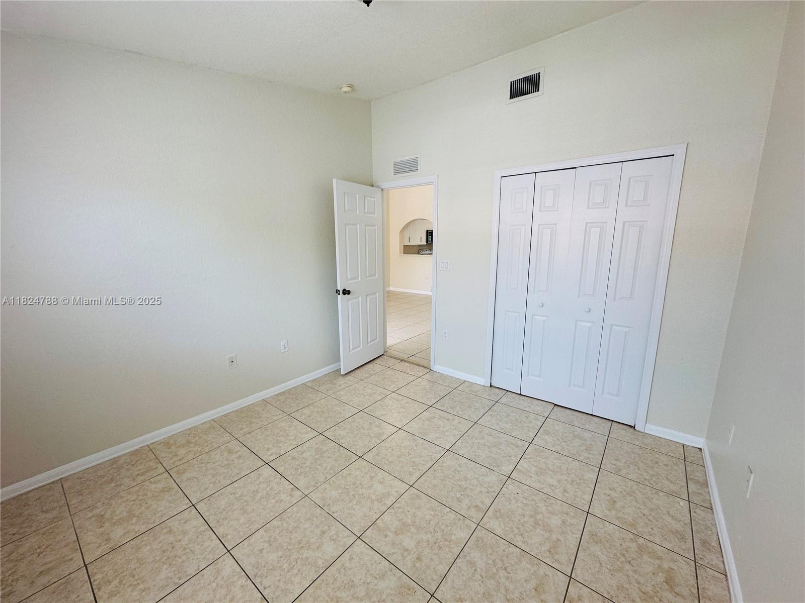 1251 Se 28th Ct 203 Property Photo 22
