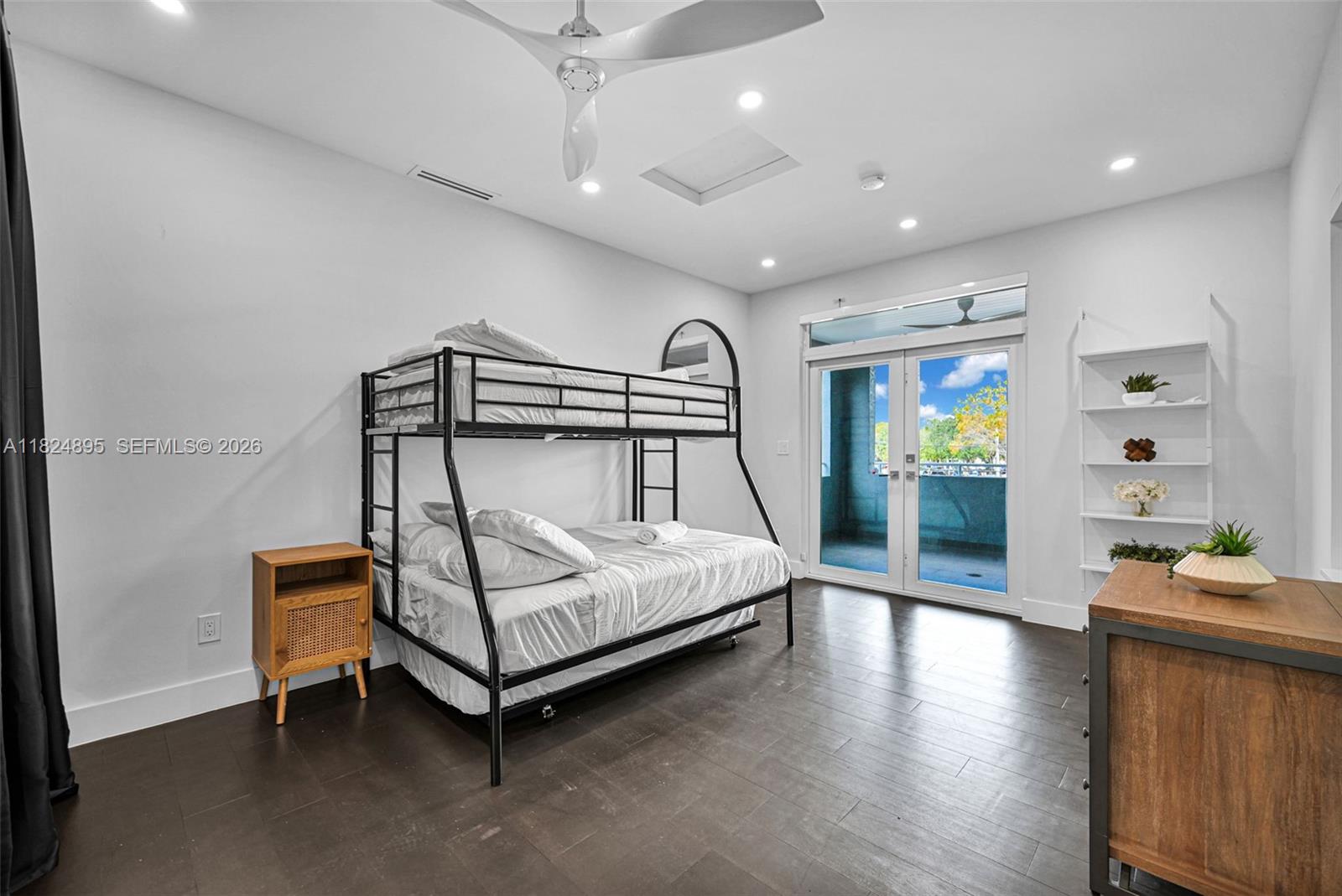 150 Ne 50 A Property Photo 23