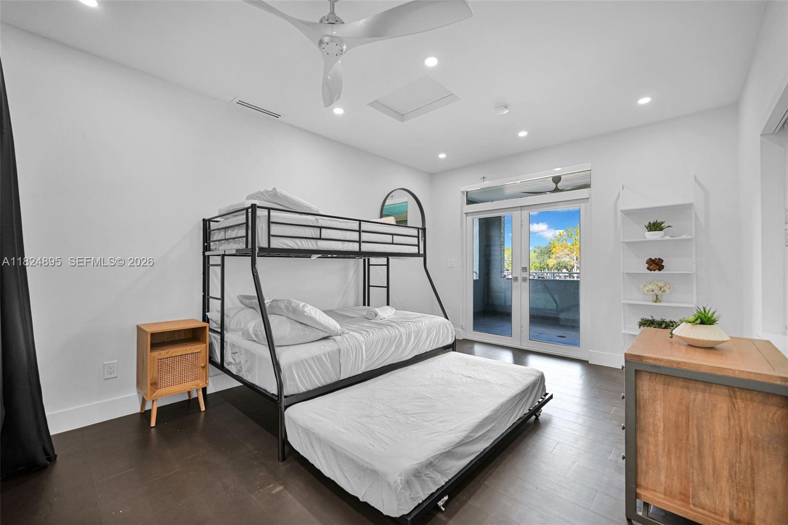 150 Ne 50 A Property Photo 26