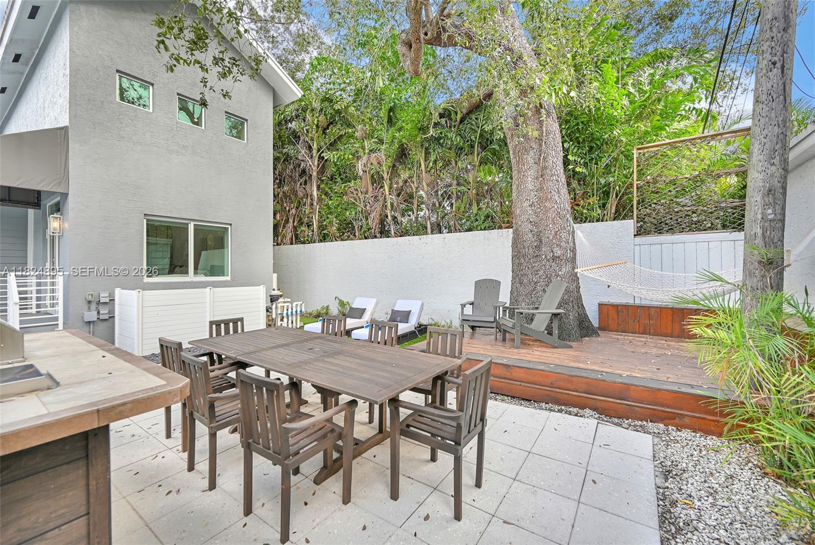 150 Ne 50 A Property Photo 95