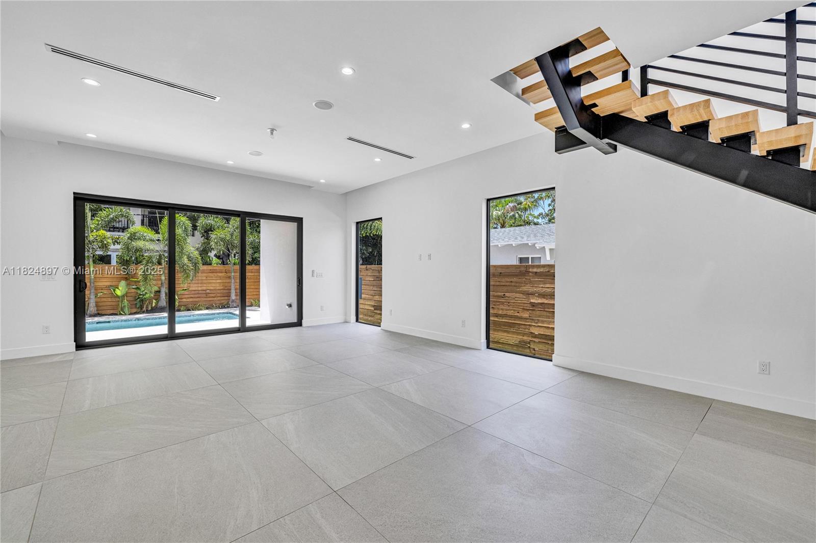 23 Se 12th Ave A Property Photo 4