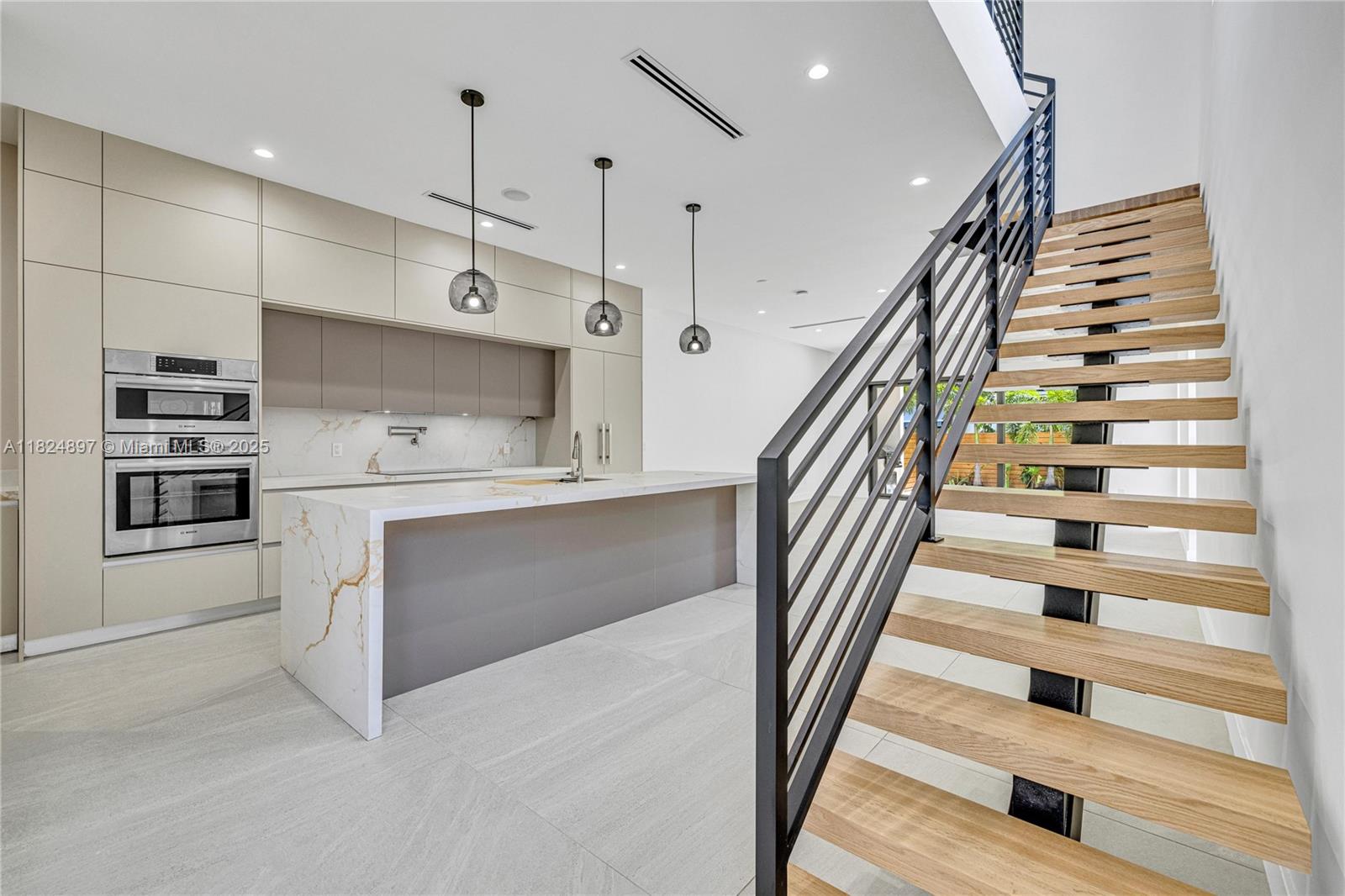 23 Se 12th Ave A Property Photo 13